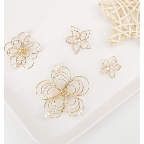 2pcs Gold Color Wire Flower Charms Handmade Flower Pendants For DIY Necklace Jewelry Making Earrings Accessories