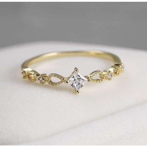 Real 925 Sterling Silver Gold Engagement Ring Minimalist Female Crystal White Stone Ring Vintage Small Wedding Rings For Women