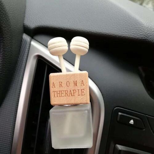 Car Air Freshener Clear Glass Bottle for Essential Oils Perfume Bottle Crystal Car Ornament Gift