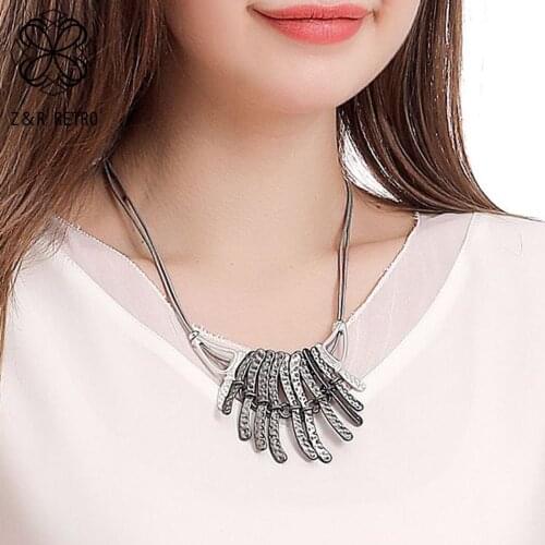 Vintage Collar Neck Chokers Necklace 2021 Fashion Geometric Suspension Pendants Trend Costume Jewelry for Women Unusual Things