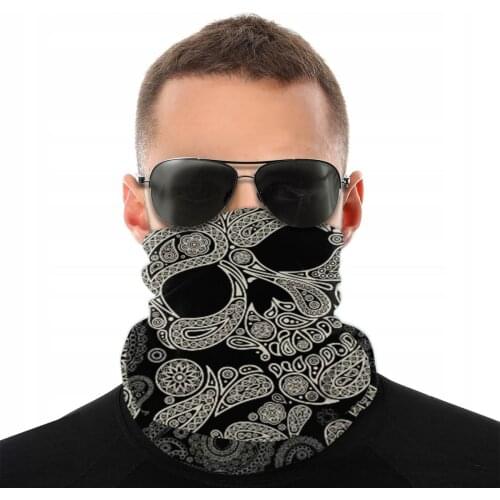 Sugar Skull Crossbones Scarf Neck Face Mask Men Women Halloween Neck Warmer Neck Bandanas Versatility Headwear Cycling Hiking