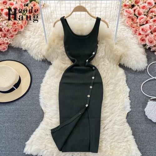 HangCode 2021 Knitted Bodycon Dress Women Side Buttons Slit Summer Black Sleeveless Midi Dress Sexy Package Hips Bodycon Dress
