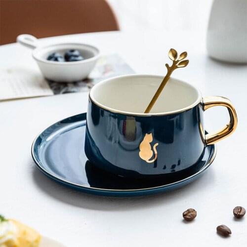 Nordic Style Animal Coffee Cup with Dish Spoon Gold Handle Breakfast Milk Juice Mug Gift for Birthday Self Stirring Kawaii Mug
