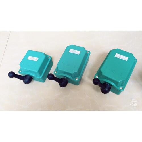 Forward Stop Reverse Motor Waterproof switch QS-15A QS-30A QS-60A Changeover Switch 380V