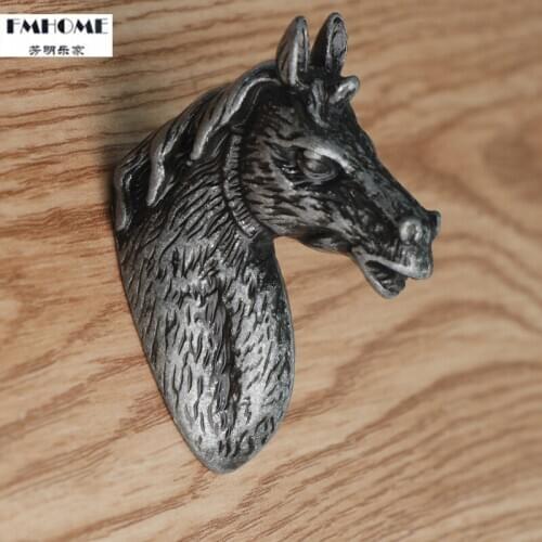 European retro creative Beast head furniture hardware handle antique iron bronze gold silver Horse head drawer cabinet knob pull