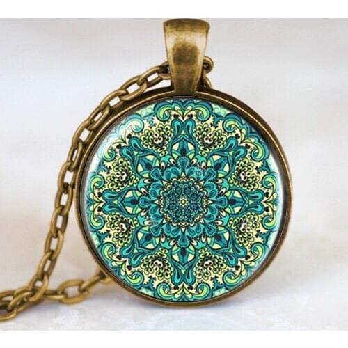 QiYuFang Vintage Pendants