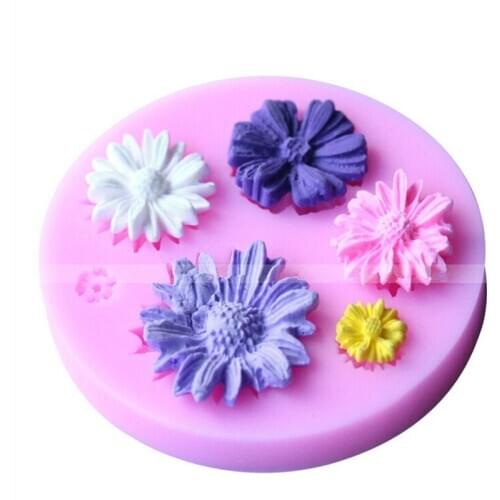 1pc Flower Shaped Chocolate Candy Jello 3D Silicone Mold Soap Mould Cartoon DIY Homemade Cake Decorating Tools Wedding Decor