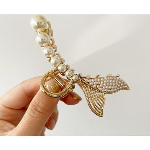 Fishtail Pearl Hair Claw for Women 2021 New Elegant Gold Hair Clips Grils Bath Crab Hair Clip Korean Hair Accessories Headwear