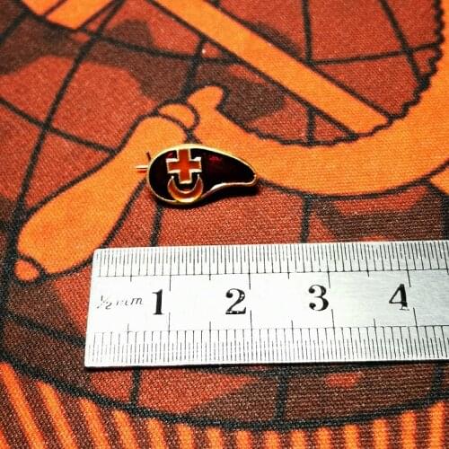 2pcs USSR Red Cross And Crescent Society Federation Soviet Union Badge For Clothes Uniform Lapel Collar Wear Aluminum Brooch Pin