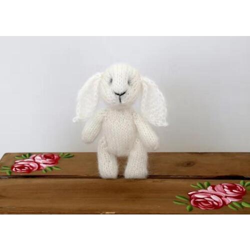 Cute Stuffed Bunny Toy White Handmade Newborn Toys Soft Knitted Rabbit Photography Props Crochet Stuffed Rabbit Newborn Props