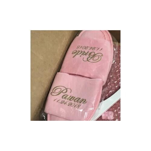 Personalize pink white wedding bridesmaid bride spa slippers Matron of honor hen night Bachelorette party favors gifts