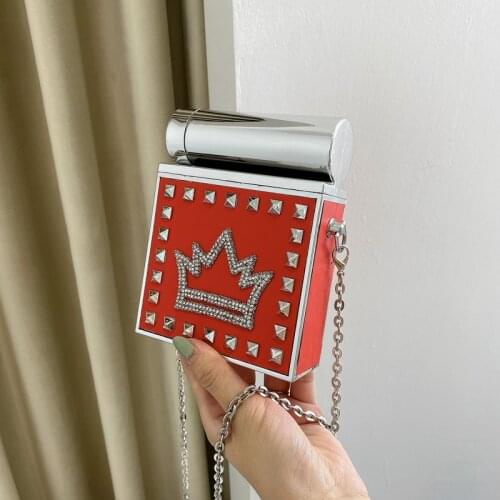 Personality Rivet Cigarette Case Bag 2021 Korean Version Fashion Funny Red Girls Chain Messenger Mini Bag