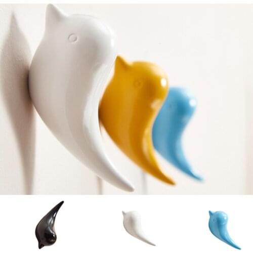 1pcs Creative Bird Shape Wall Hooks Home Decoration Resin Wood Grain Storage Rack Bedroom Door After Coat Hat Hanger Coat Holder