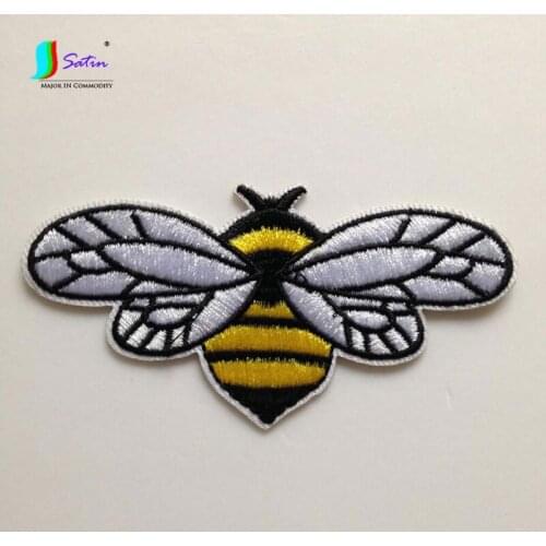 Bee Patch, Clothing Accessories, Hole Applique, Embroidery Cloth, Denim Jacket Sweater Dress, Badge Decoration A0127F