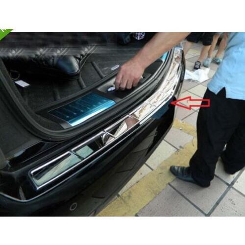 Stainless steel Rear Bumper Protector sill plate cover for Cadillac SRX 10-2013