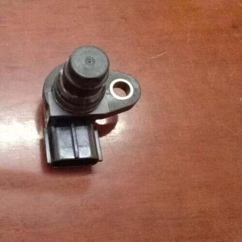 Car Camshaft position sensor 2008-vol voS 40 C30 C70 V40 V60 XC60 S80 S60 Camshaft position sensor 5-cylinder 8658495