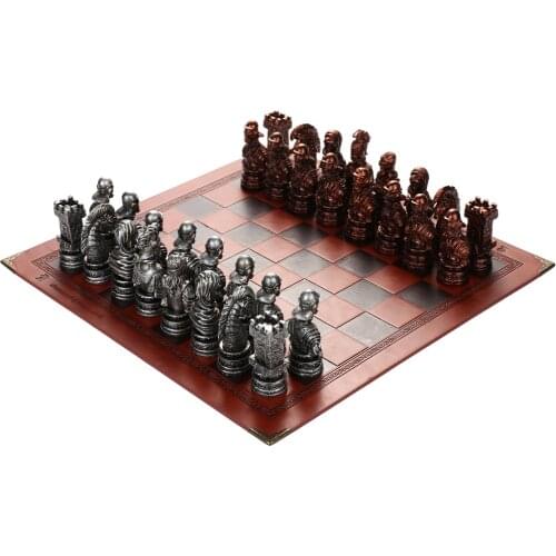 Pure Color Resin Gold and Silver Ghost Horror Chess Board Game Toy Table Luxury Knight Collection Gift with Chess Board Chess