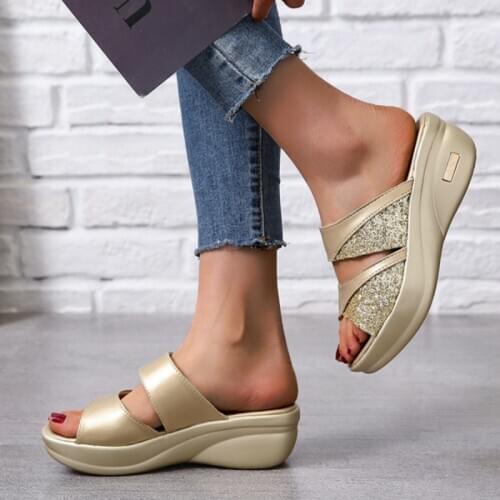 Ladies slippers summer thick-soled wedges open-toe casual shoes outdoor beach ladies shoes