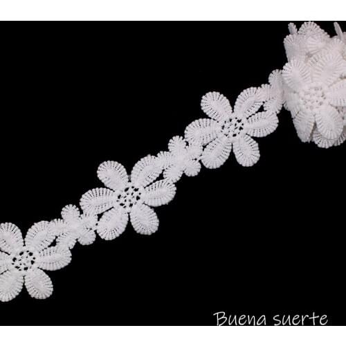 Buena Suerte High Quality 2018 New 1/2Y/lot White/Black Roses Flower Embroidery Lace Ribbon Fabric Sew DIY Handmade Accessories
