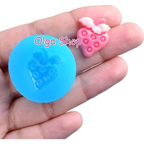 SYL004 19.5mm x 15.5mm Strawberry Silicone Mold Fondant Cake Decoration Candy Resin Clay DIY Earrings Necklace Pendant Craft