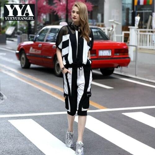2021 Summer New Loose O-Neck Pockets Stripe Spliced T-Shirts Womens Sets Fashion Casual Calf-Length Pants Two-Piece Suit