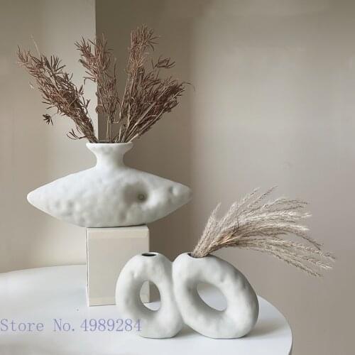 Ceramic Art Vase Irregular Bump Handmade Flower Vase Openwork Abstract Flower Arrangement Modern Home Decoration Accessories