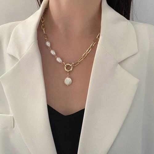 Irregular Natural Freshwater Pearl Pendant Necklaces For Women Chunky Chain Circles Baroque Pearl Necklaces Elegant