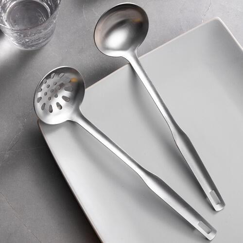 2PCS Tablespoons ss#18/10 Stainless steel hot pot colander Spoon Integrated Hook Long Handle Leaky Spoon set serving spoon