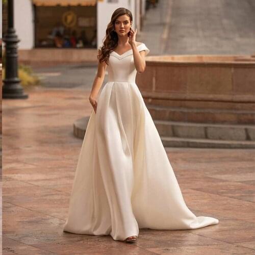 Fashion Wedding Dresses Off the Shoulder Ruched A Line Floor Length Illusion Back Bridal Gowns Celebrity Dresses