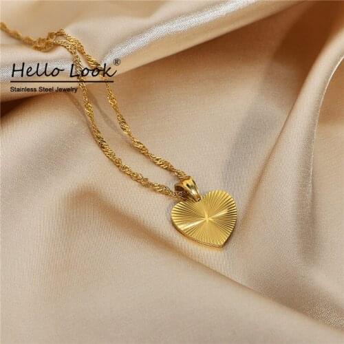 Hellolook Simple Retro Love Necklace Female 18K Gold Plated Stainless Steel Heart Striped Carved Necklace Mothers Day Gift