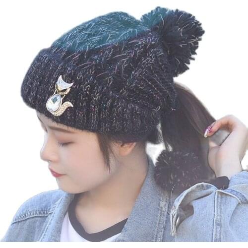 2021 Winter Korean Version Of The Tide Crystal Decorative Woolen Cap Sweet And Cute Thick Knitted Wild Warm Ear Protection Cap