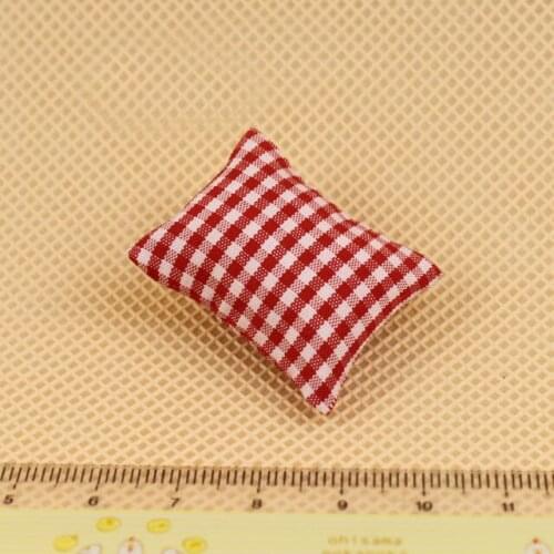 G05-X127 children baby gift Toy 1:12 Dollhouse mini Furniture Miniature Plaid Pillow 5pcs/lot