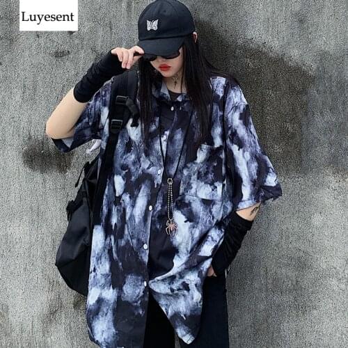 Luyesent Dark Blouses