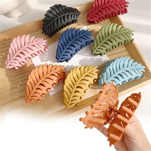 Women Big Leaf Hair Claw Clip Matte Plastic Barrettes Solid Color Hair Pins Ins Headwear Accessories