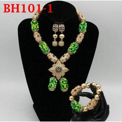 2020 Top Exquisite Dubai Jewelry Set Luxury Gold Color Big Nigerian Women Wedding African Beads Jewelry Set Costume Design