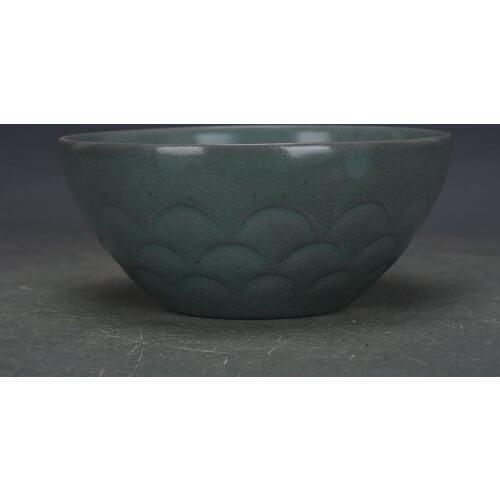 Antique SongDynasty porcelain bowl,Green glaze nail carving bowl,Home Decoration collection & adornment