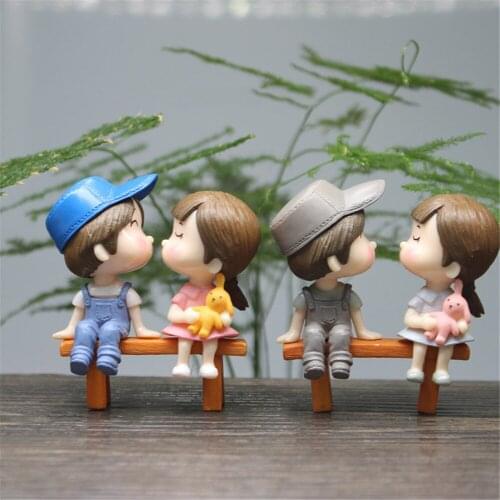 1set Cartoon Lovely Couple Chair Resin Figurines Miniatures Fairy Garden Decorative Craft Desk Garden Home Ornament for Desk