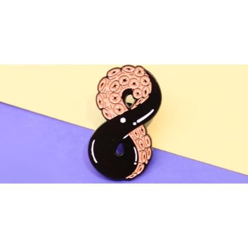 Octopus tentacles Brooch cartoon octopus Ocean Animal Figure 8 doughnut Enamel Pins Lapel Backpack Brooches Badge For Unisex