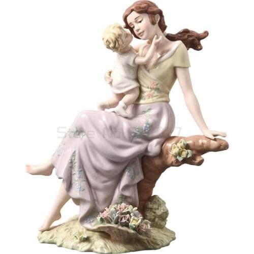 Simple Art Ceramic Western Mother Daughter Decoration Living Room Wine Cabinet Office Character Statue Decoration Birthday Gift