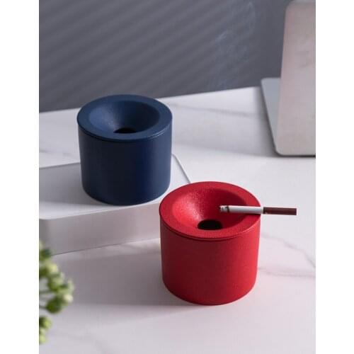 Ceramic Funnel Ashtray with Lid Household Living Room Light Luxury Anti-fly Ash Decoration Simulation Flower Vase Small Ornament