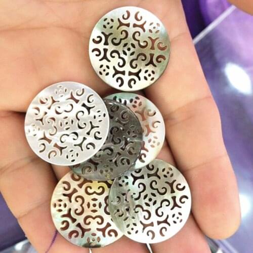 2pcs nature shell pendants round shape 25mm carving shell for women pendants making findings beads acessories so good for your