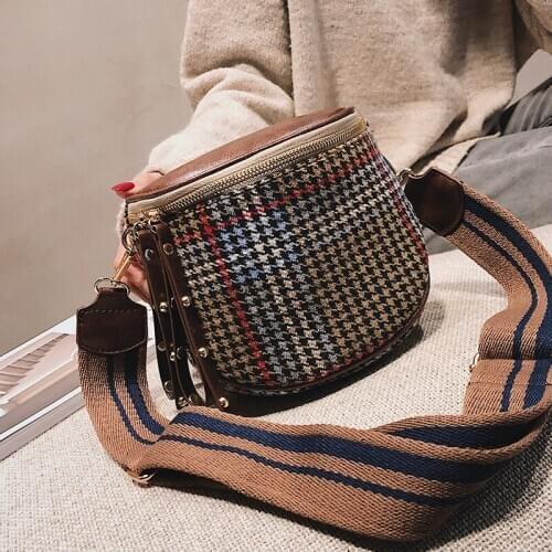 2021 new one shoulder messenger wool fashionable wide shoulder belt saddle bag