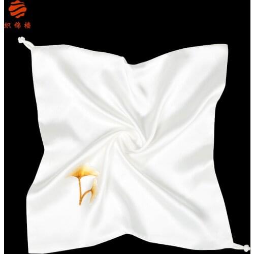 Silk scarf spring and autumn embroidery gingko leaf mulberry silk silk silk small square scarf with Chinese style scarf