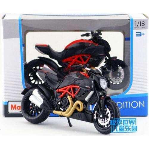 Maisto/1:18 Scale/Diecast model motorcycle toy/DIAVEL CARBON Model/Delicate Gift or Toy/Educational Colllection/For Children
