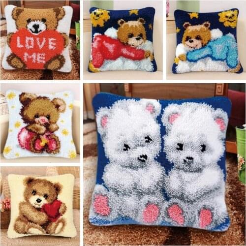 Smyrna Cartoon Bear Latch Hook Kits Crocheting Foamiran Latch Hook Rug Canvas Knitted Embroidery Carpet Pillowcase Cushion