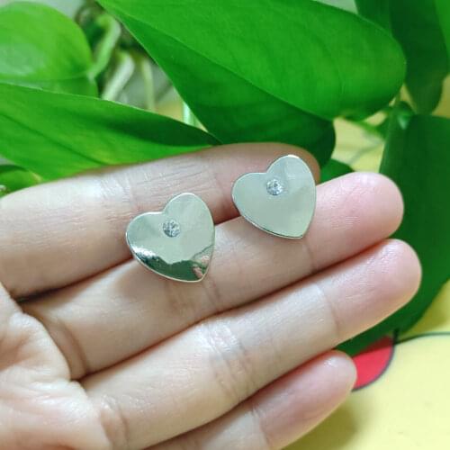 Sweet Heart Korean Earrings Silver Color Heart Bling Zircon Stone Stud Earrings for Women Minimalism Fashion Jewelry 2021 New