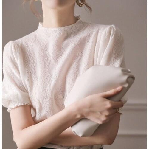 Hollow knitted sweater womens thin short-sleeved loose fashion shirt spring autumn 2021 bubble sleeve top summer