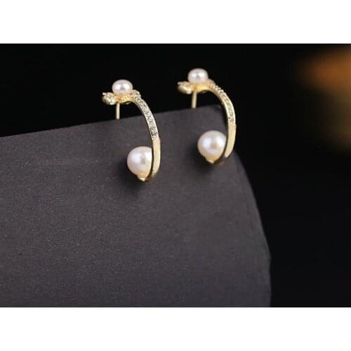 Elegant C Shape Freshwater Pearls Crystal Zircon Stud Earrings Fashion Women Wedding Bridesmaid Jewelry Accessories New