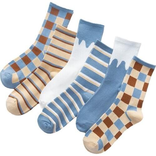 Women Black Striped Cotton short socks Casual lattice ladies sock funny girl harajuku Fashion Female socken kawaii Waves Art sox