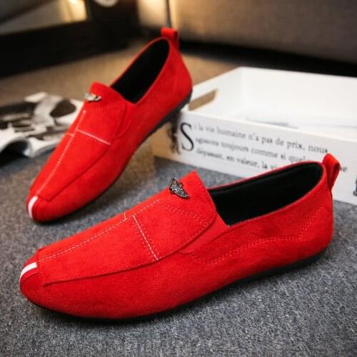 Men Casual Shoes 2020 Fashion Slip-On Moccasin Driving Shoes Soft Comfortable Breathable Flats Sneakers Black Gray Red Loafers